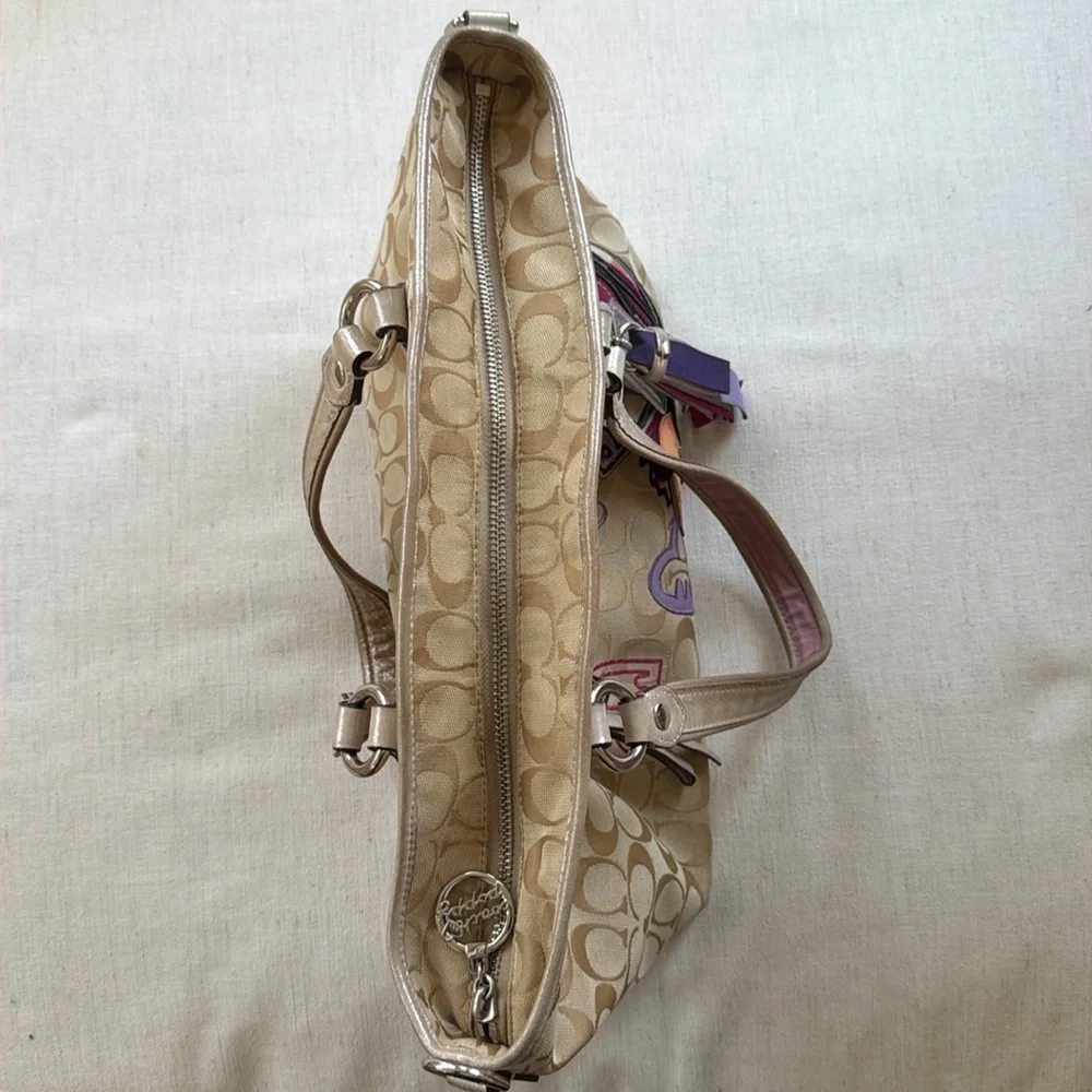 Coach Poppy Beige and Purple shoulder bag - Picture 6 of 8